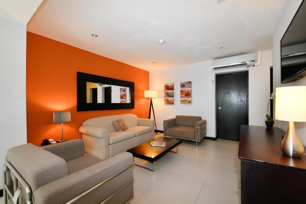 Talk Of The Town Beach Hotel & Beach Club By Gh Hoteles Oranjestad Exterior foto