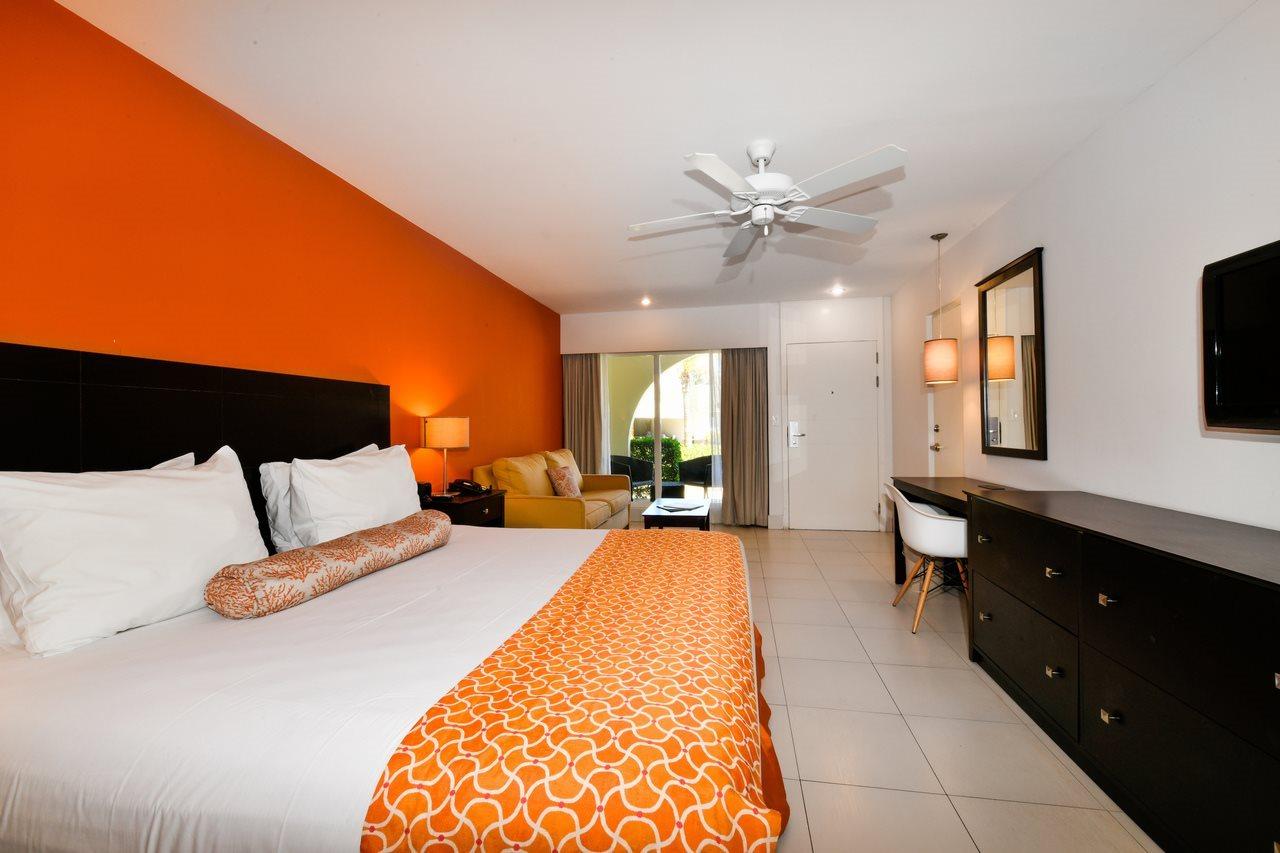 Talk Of The Town Beach Hotel & Beach Club By Gh Hoteles Oranjestad Exterior foto